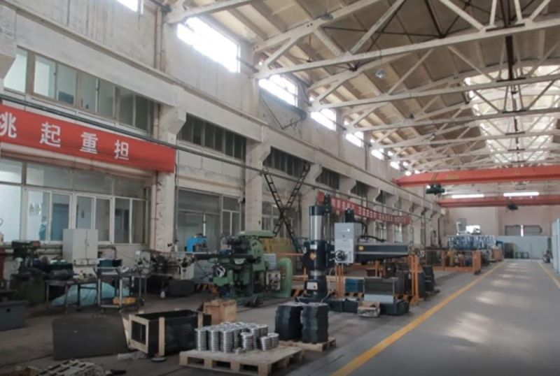 Application of Low Speed and High Torque Rail Hydraulic Motor in Oil Drilling and Production Machinery