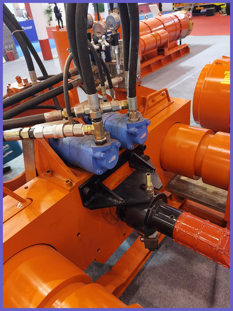 Hydraulic Motor for Drilling Rig 395cc Displacement Eaton Char-Lynn 6K