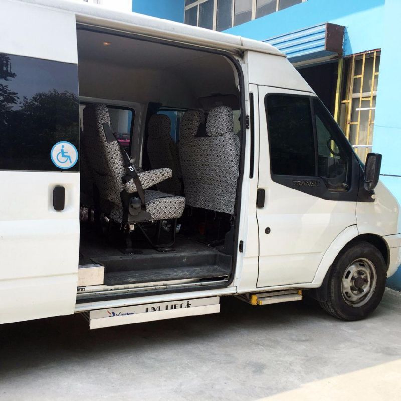 Hydraulic Lifting Platform Scissor Lift for Benz Sprinter to Help Wheelchair Occupant to Get on Vehicle